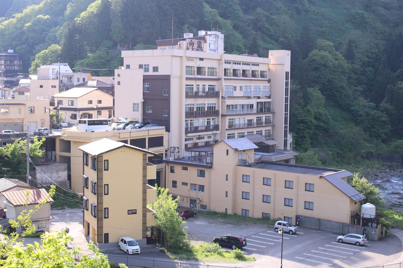 土湯温泉 やすらぎの宿 向瀧旅館 Fukushima  Exterior photo