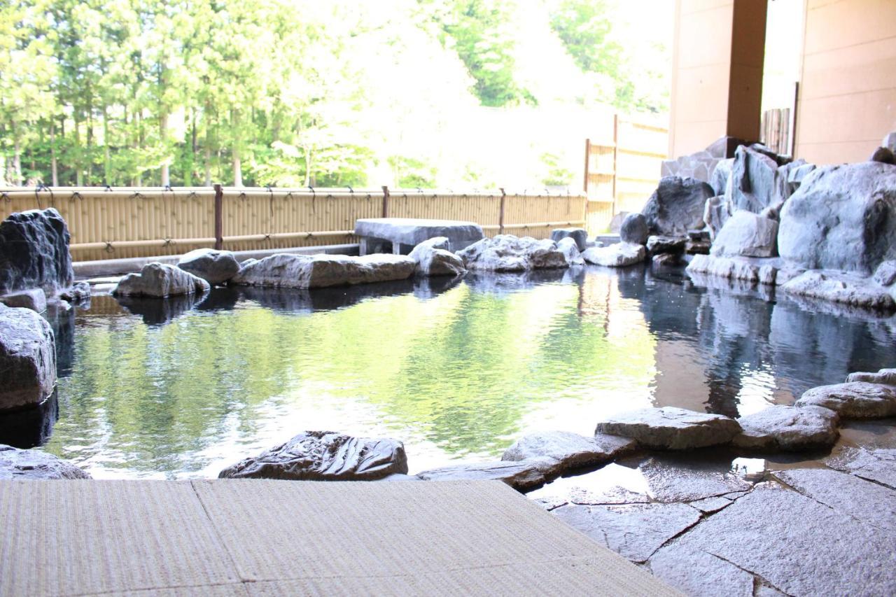土湯温泉 やすらぎの宿 向瀧旅館 Fukushima  Exterior photo
